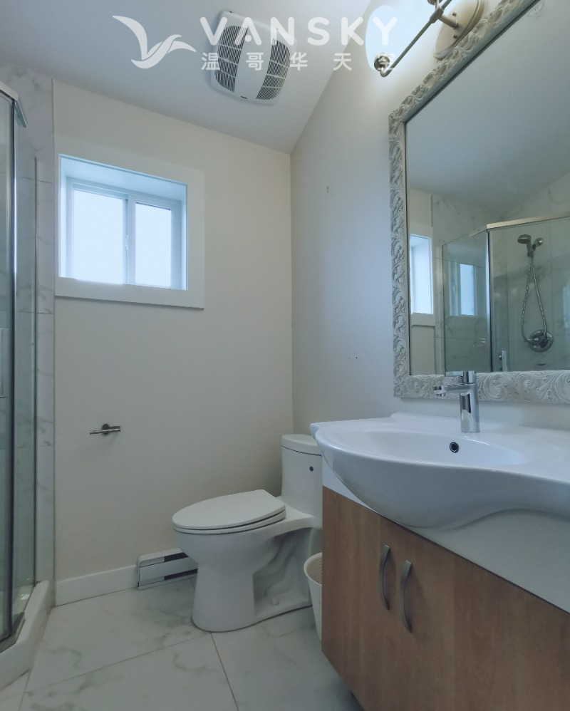 230207155315_Full bathroom 2.jpg